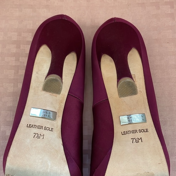 Badgley Mischka Julia Satin Heels - Picture 4 of 5